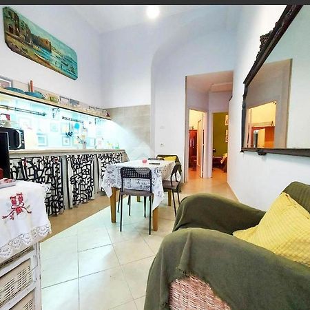 Villa Metropolitan Basso à Naples Extérieur photo