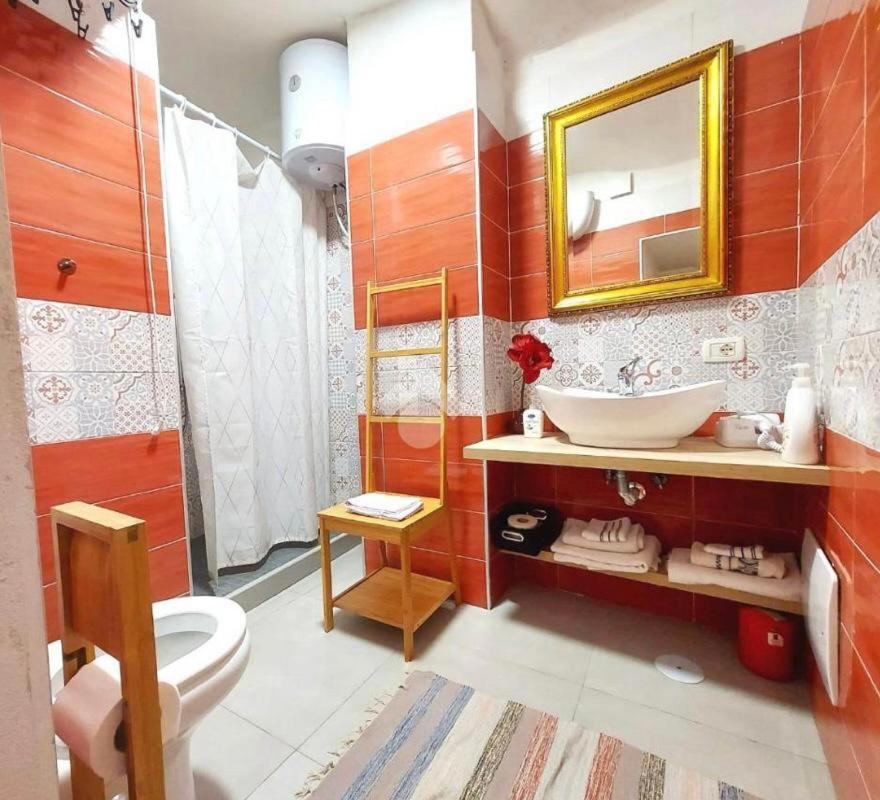Villa Metropolitan Basso à Naples Extérieur photo